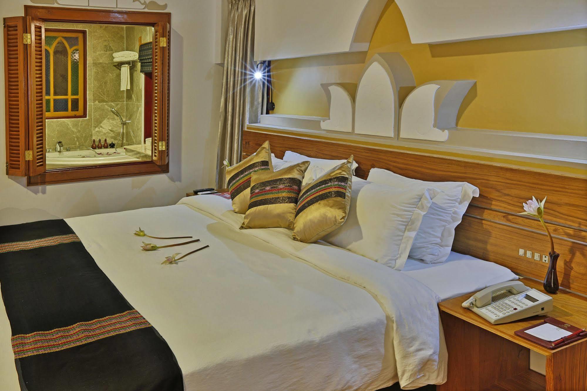 Ananta Inlay Resort Nyaung Shwe Exterior foto